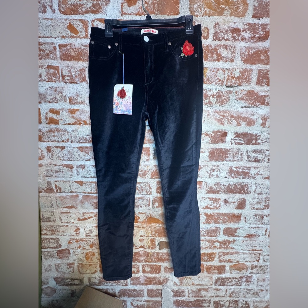 SOLD LIVE NWT Johnny Was Black Velve Jeans with Red Rose Embroidery -  Size 28